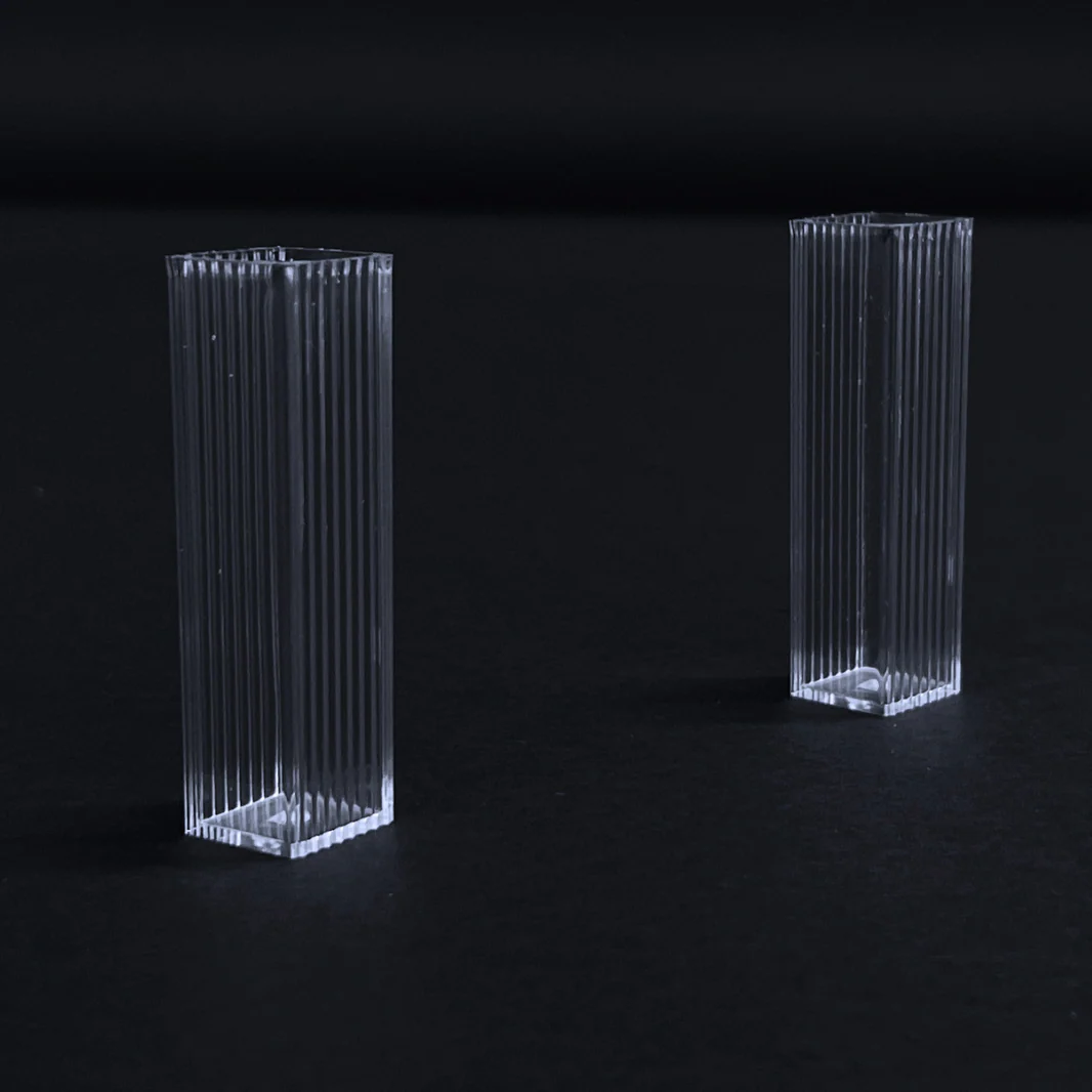 Couvette monouso Macro in Pmma UV Grade